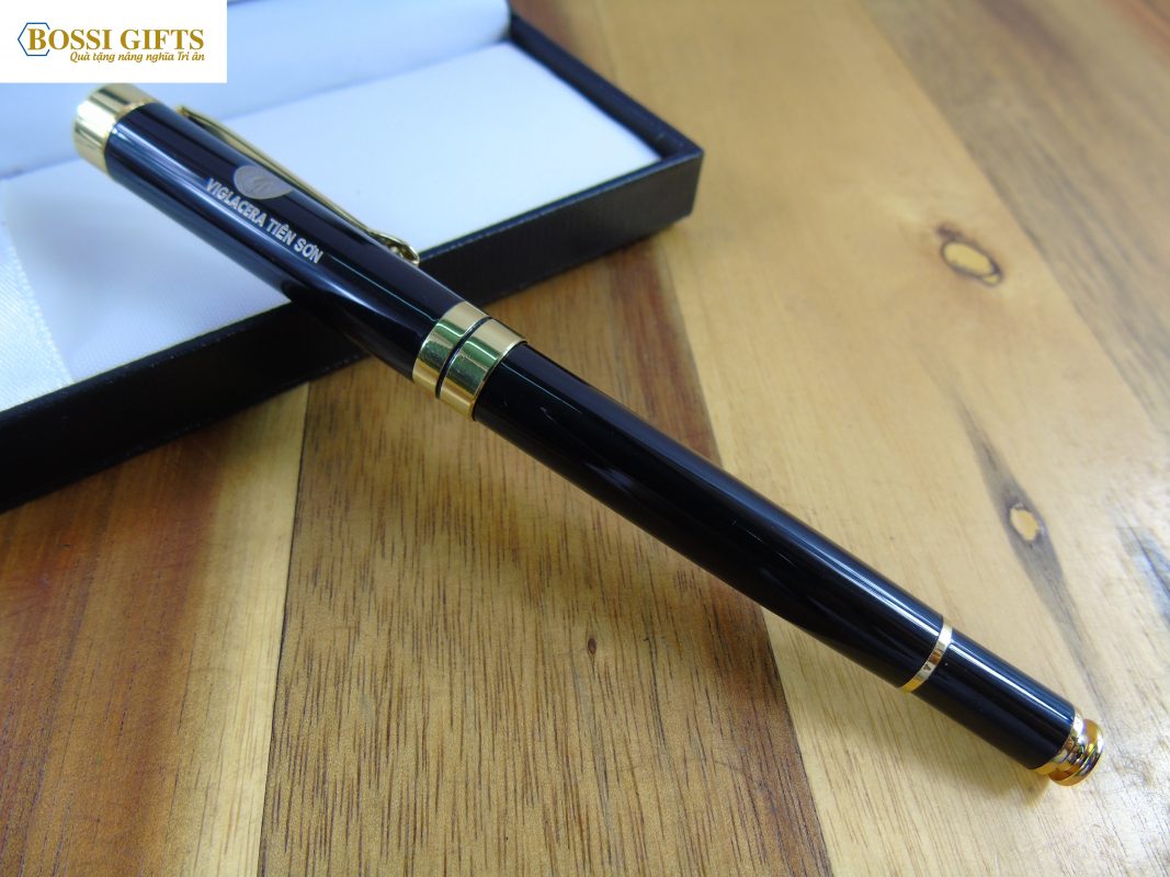 Bút ký cao cấp khắc logo Bossi Bút ký cao cấp khắc logo Bossi