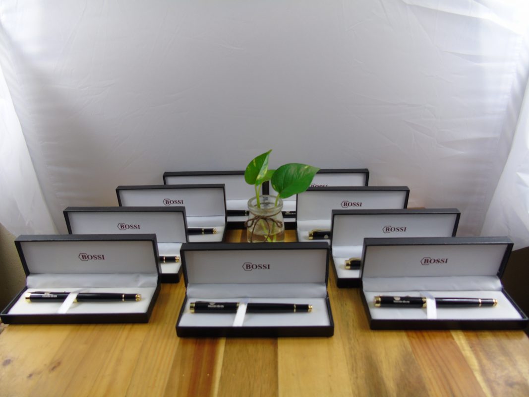 Bút ký cao cấp khắc logo Bossi Bút ký cao cấp khắc logo Bossi