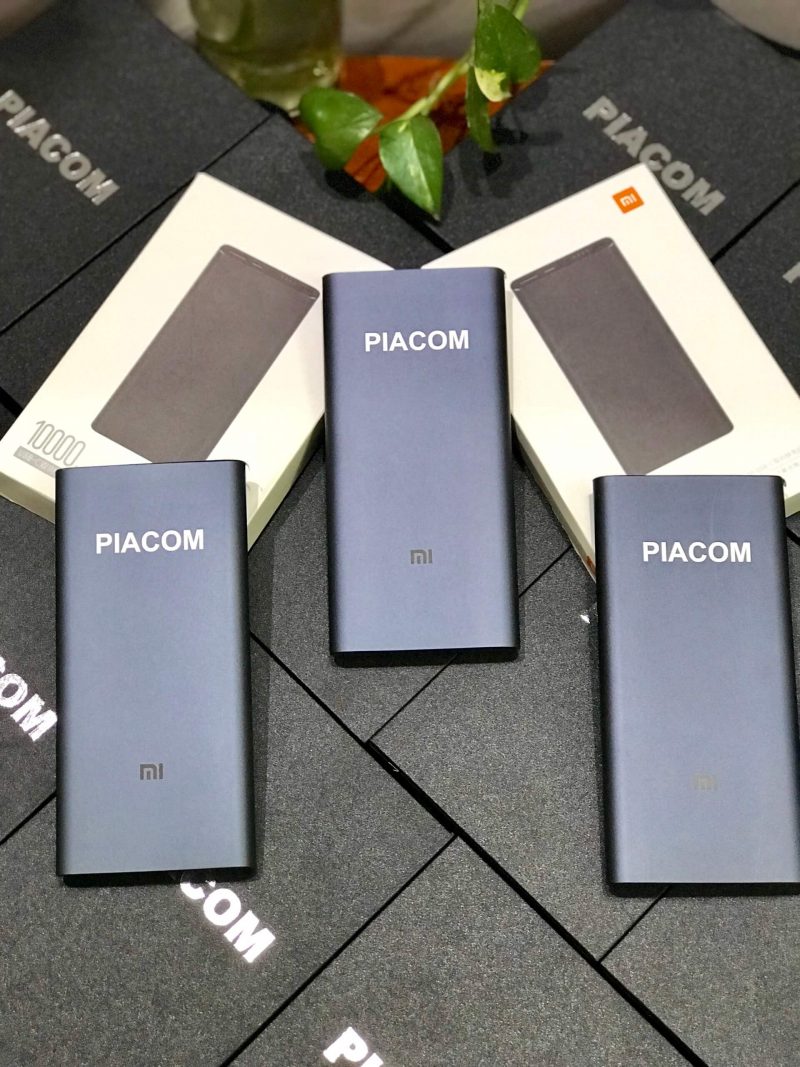 Sạc dự phòng Xiaomi khắc logo PIACOM 